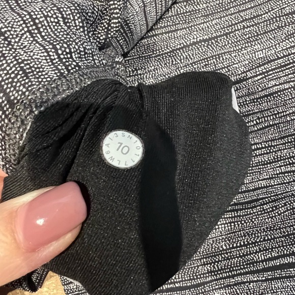 🩶Lululemon Wunder Under Crop Leggings Bit Point Ice Grey Black - Picture 6 of 7